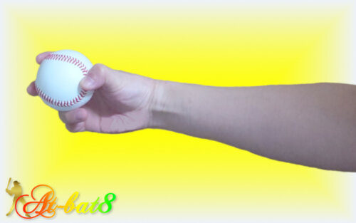 サイドスローのツーシームの投げ方